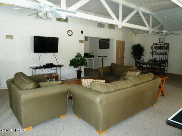 7550 North 12th Street, Unit 237 Phoenix, AZ 85020 - Photo 19 of 23 Recreation center