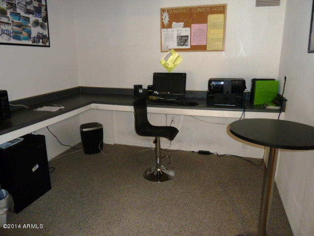 7550 North 12th Street, Unit 237 Phoenix, AZ 85020 - Photo 21 of 23 Computer lounge at rec center
