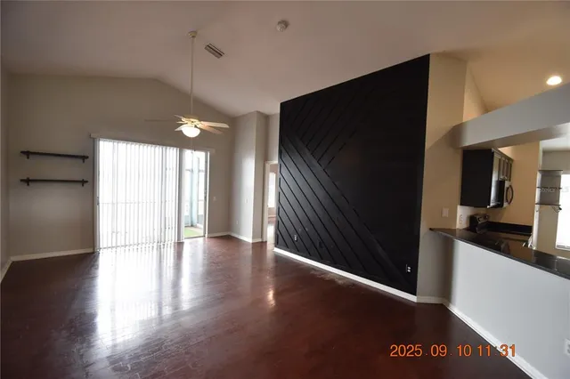 $2,195 | 12913 Lake Vista Drive, Gibsonton, FL 33534