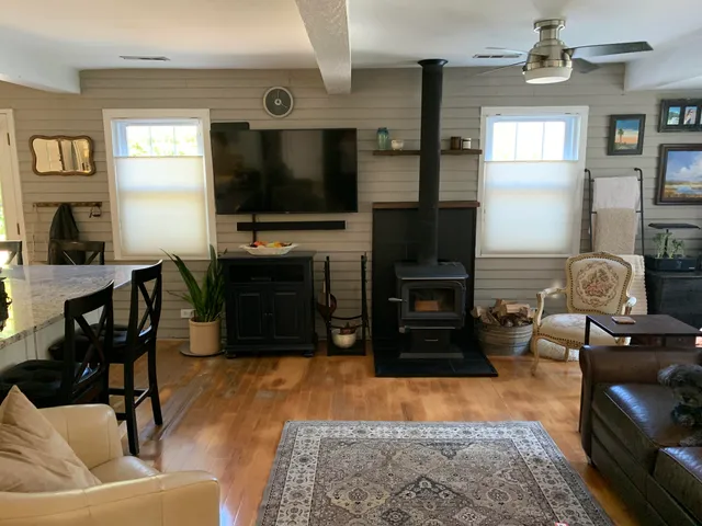 $1,375,000 | 734 Powhatan Avenue, Mount Pleasant, SC 29464