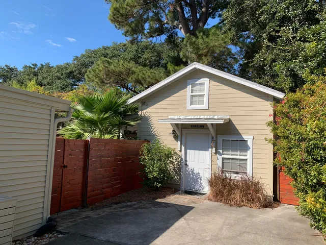 $1,375,000 | 734 Powhatan Avenue, Mount Pleasant, SC 29464