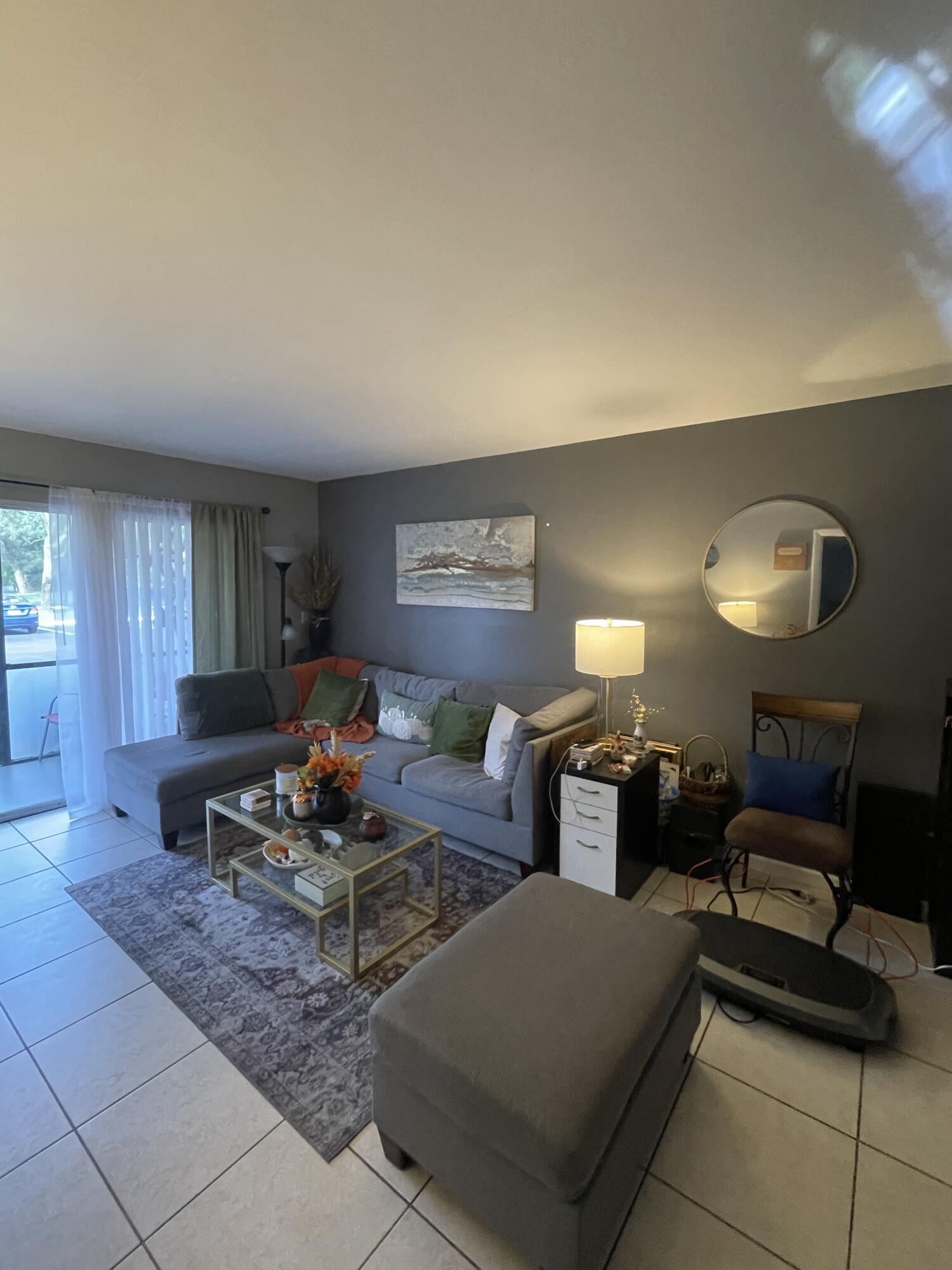 470 Northwest 20th Street, Unit 1060 Boca Raton, FL 33431 - Photo 1 of 18 living room