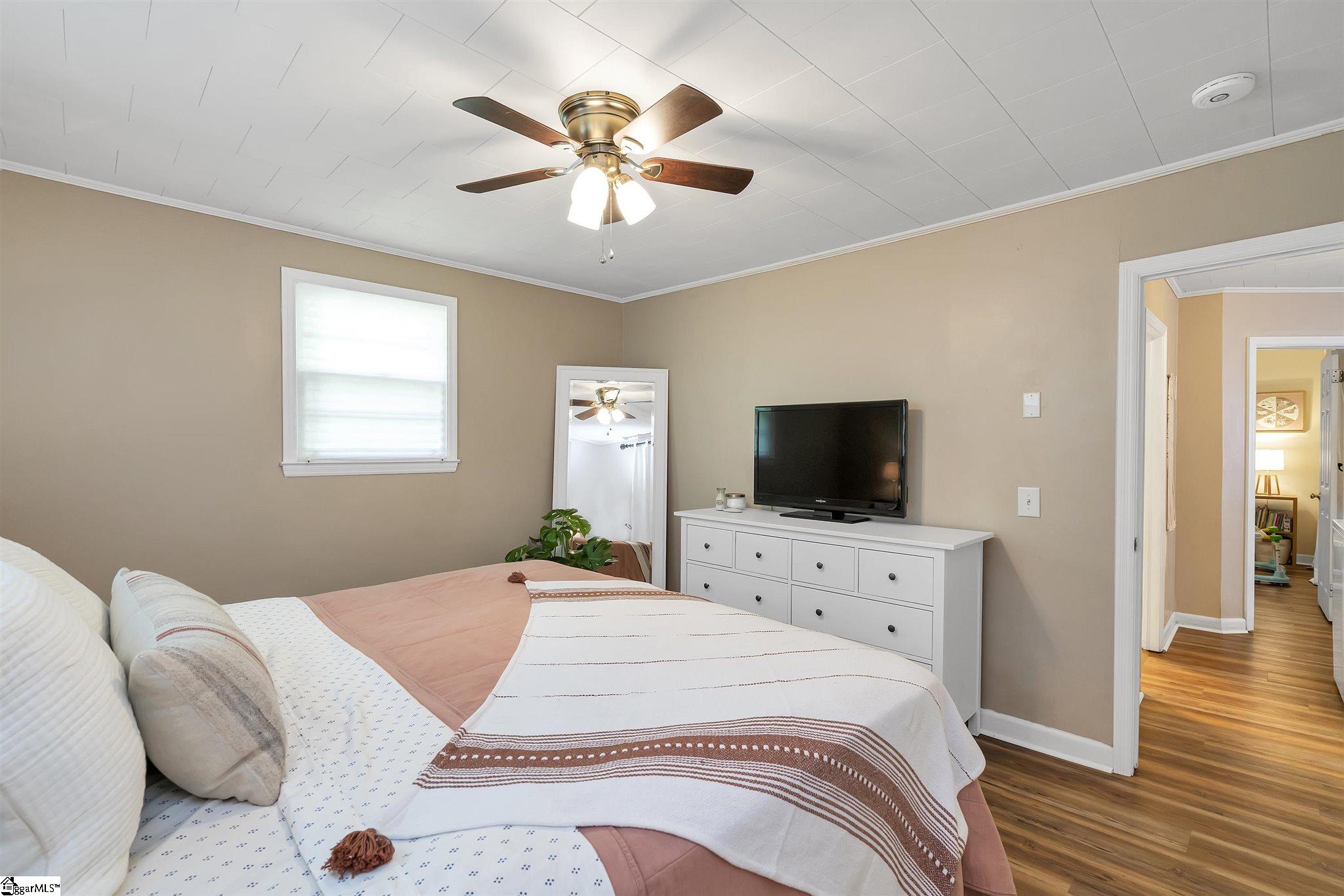 240 Geddis Road Inman, SC 29349 - Photo 4 of 24