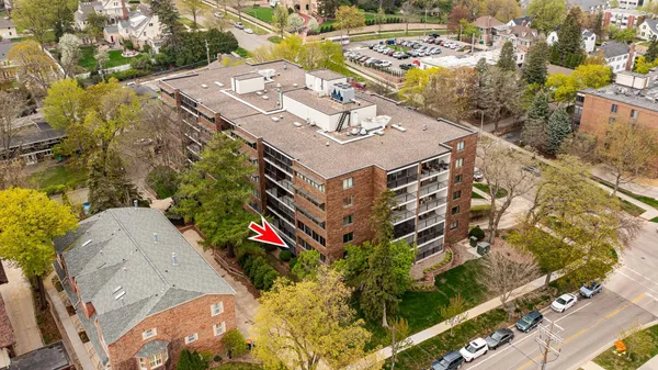 $500,000 | 600 4th Street Southwest, Unit 102, Rochester, MN 55902