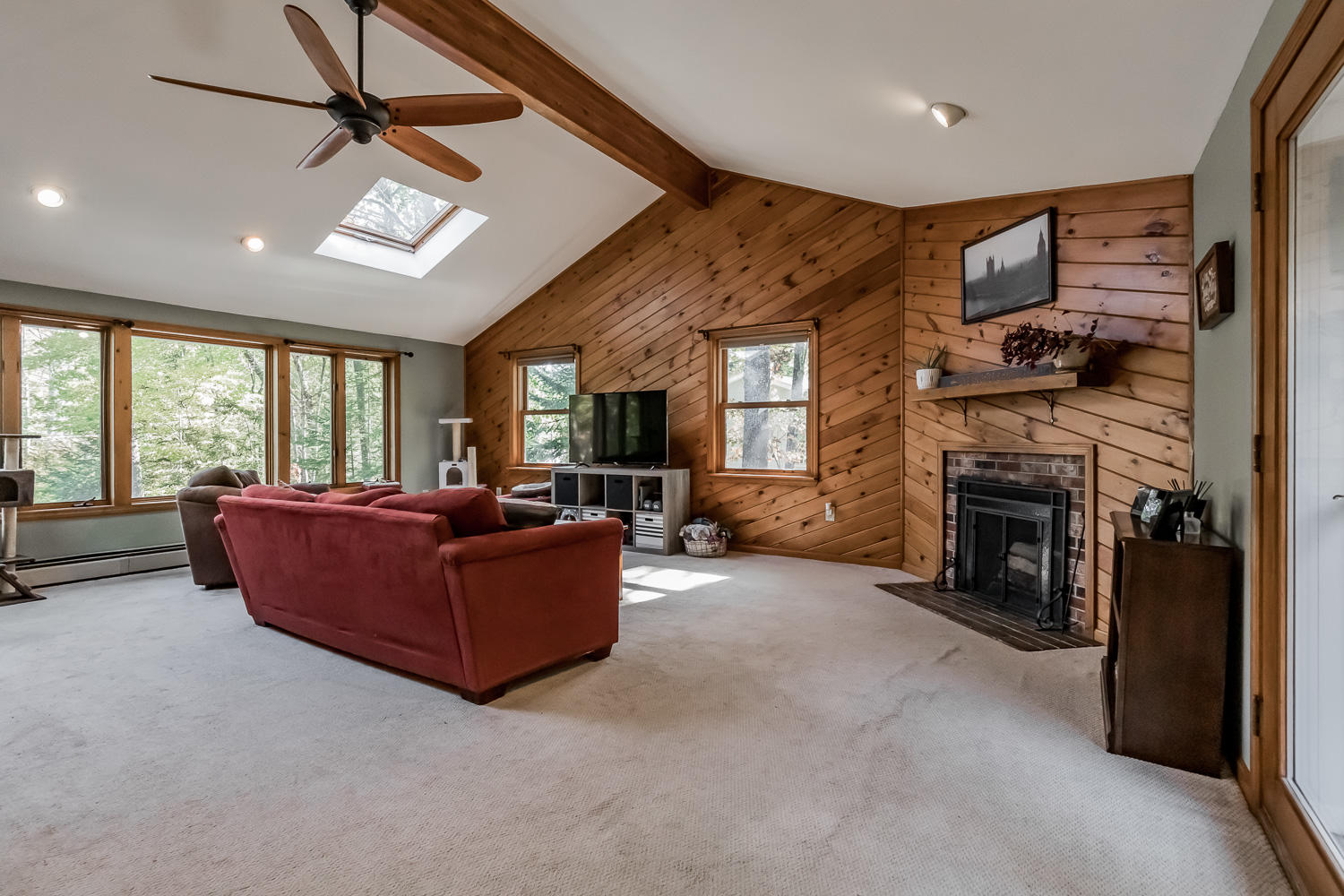 68 Albion Road Windham, ME 04062 - Photo 11 of 30 Great Room, 68 Albion Road, Windham
