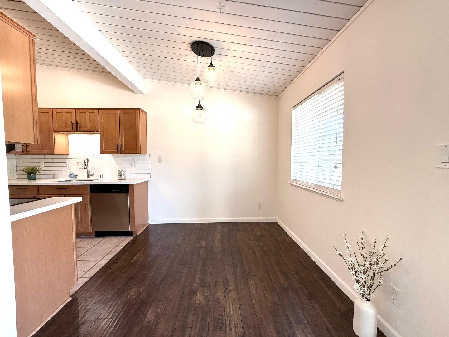 845 Division Street, Unit D Pleasanton, CA 94566 - Photo 10 of 34
