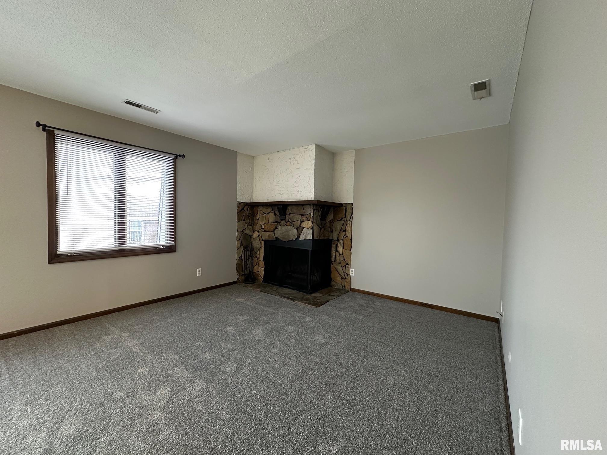 1001 South 1st Street, Unit 6 Springfield, IL 62704 - Photo 4 of 11