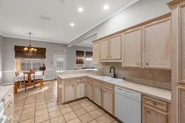 $289,999 | 6014 Braeburn Court, Bossier City, LA 71111