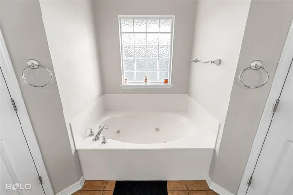 $289,999 | 6014 Braeburn Court, Bossier City, LA 71111