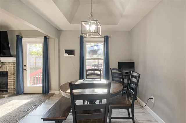 $295,000 | 2021 Northwest 8 Street, Blue Springs, MO 64015