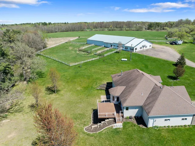 $925,000 | 12446 190th Street, Milaca, MN 56353