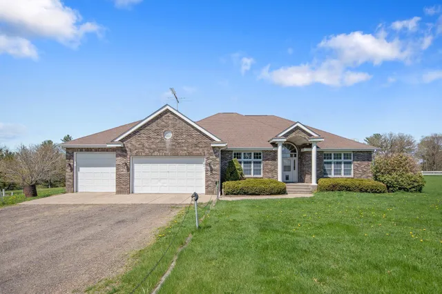 $925,000 | 12446 190th Street, Milaca, MN 56353