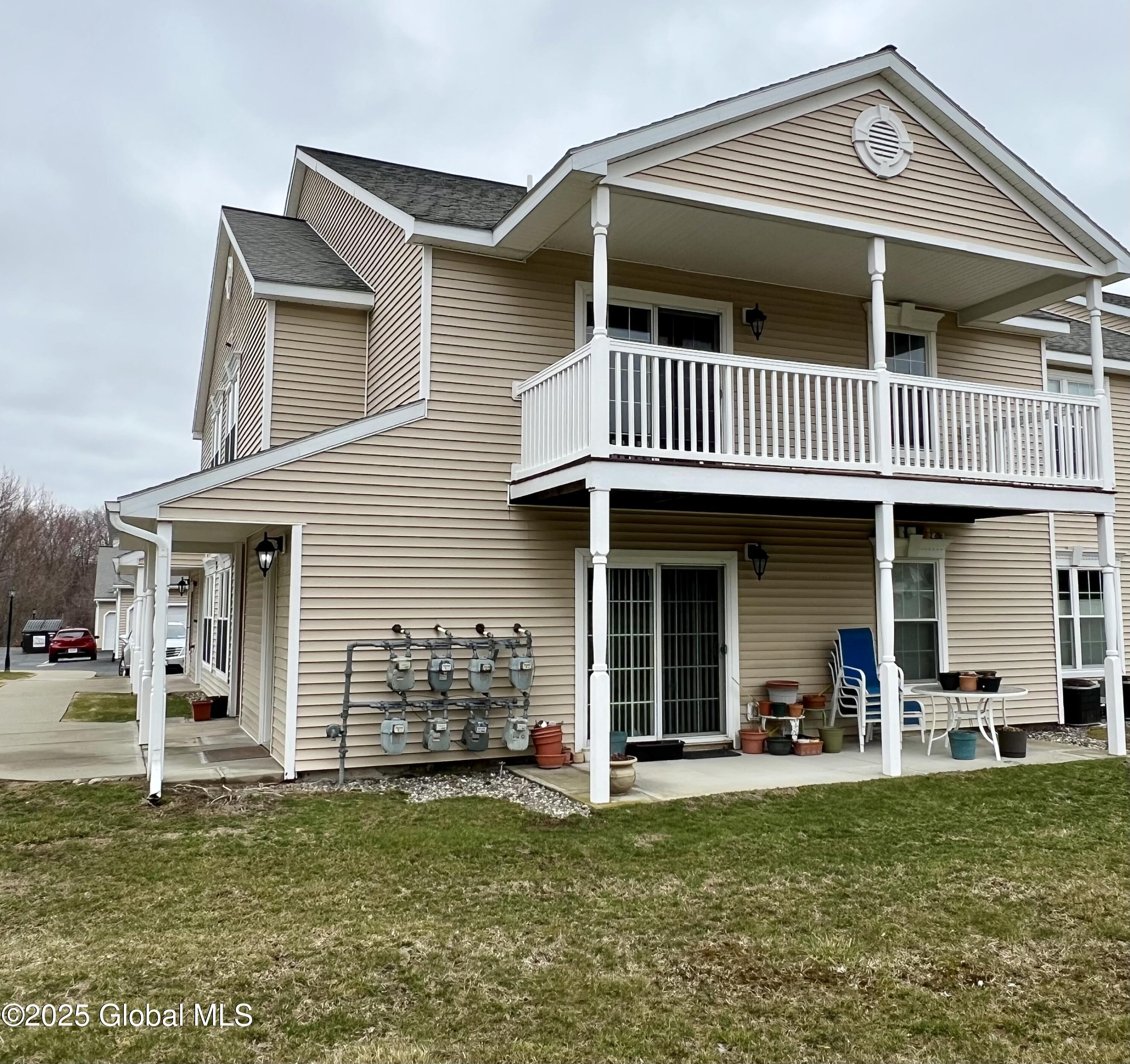 607 Cedar Run Rensselaer, NY 12144 - Photo 18 of 19 IMG_8808