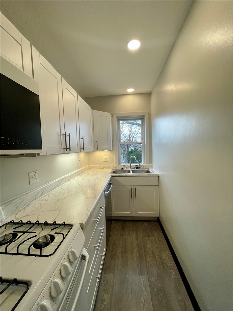 26 Norris Avenue, Unit 2 Pawtucket, RI 02861 - Photo 4 of 12