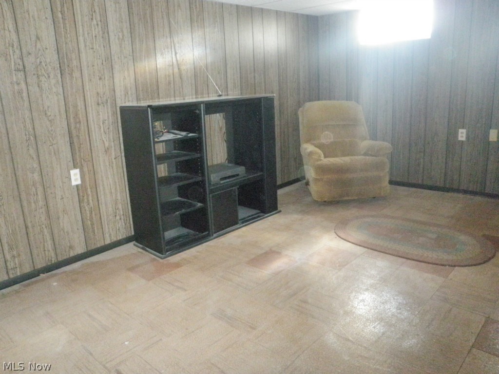 30887 Harrison Road Wickliffe, OH 44092 - Photo 9 of 10 Gallery Image 9