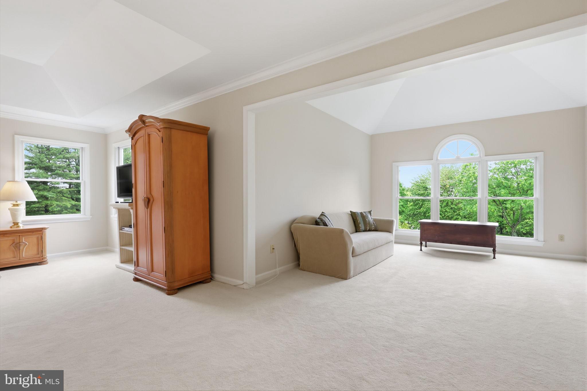 324 Ridge Avenue Newtown, PA 18940 - Photo 35 of 95 Sitting Room in main Suite