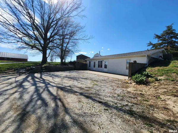 $112,500 | 1767 North 400th Avenue, Payson, IL 62360