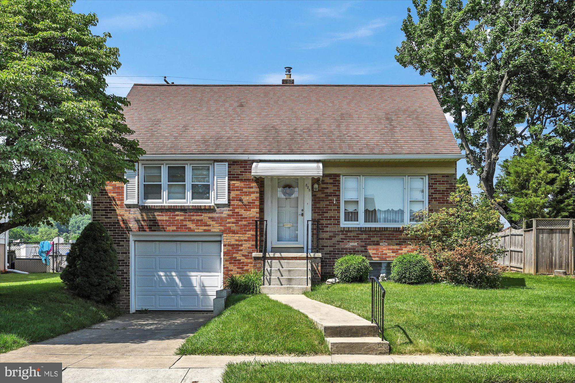 525 Harding Avenue Shillington, PA 19607 - Photo 1 of 27