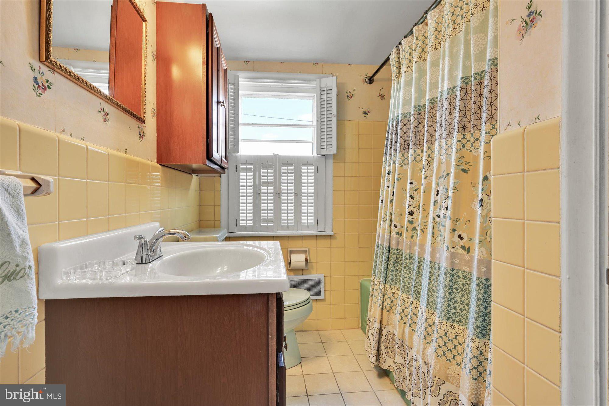 525 Harding Avenue Shillington, PA 19607 - Photo 16 of 27