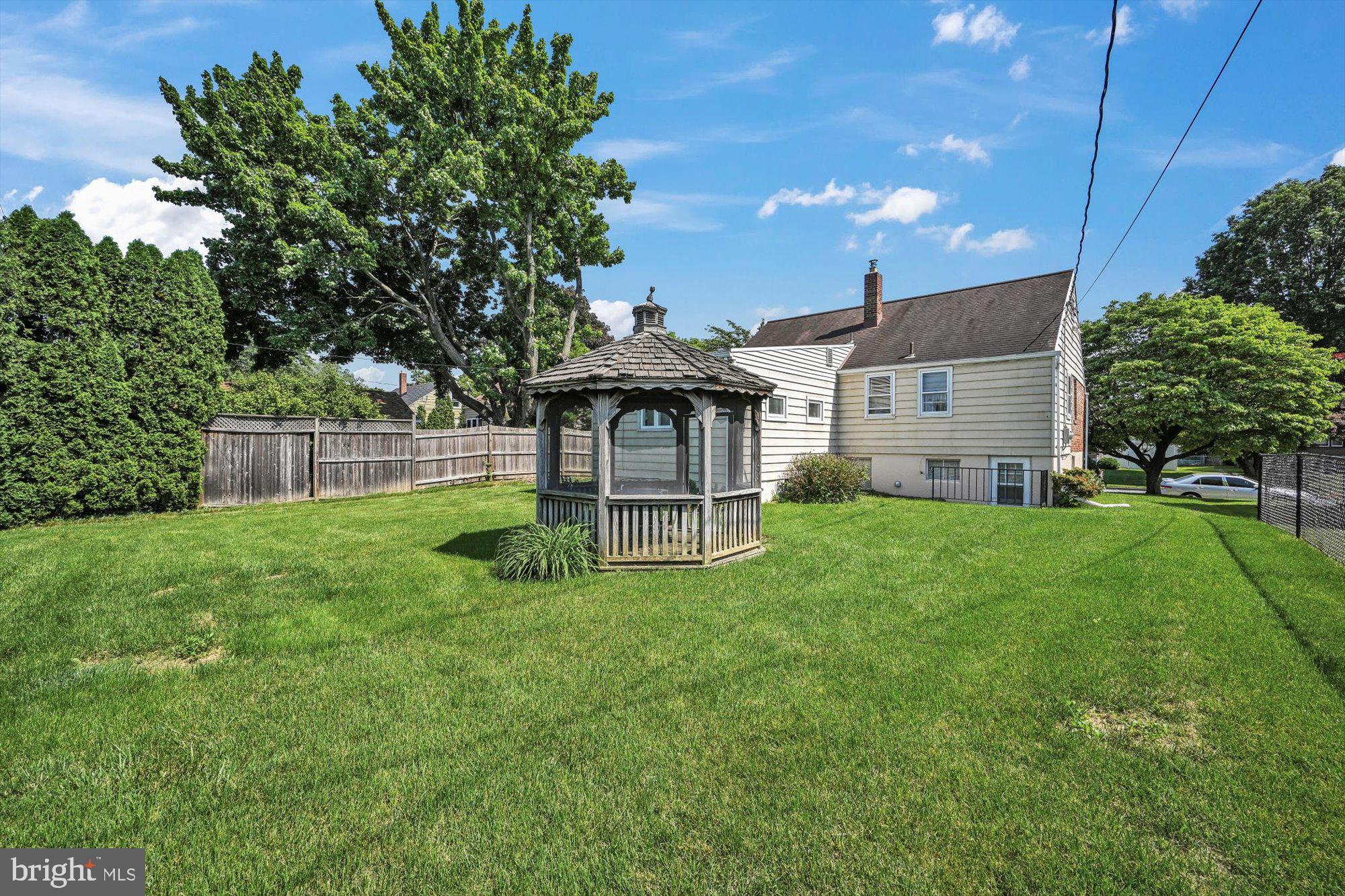 525 Harding Avenue Shillington, PA 19607 - Photo 26 of 27