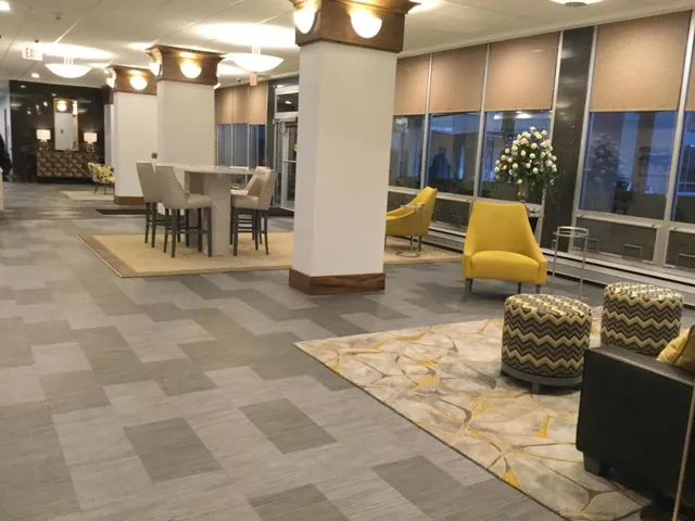 $150,000 | 8900 East Jefferson Avenue, Unit 1021, Detroit, MI 48214