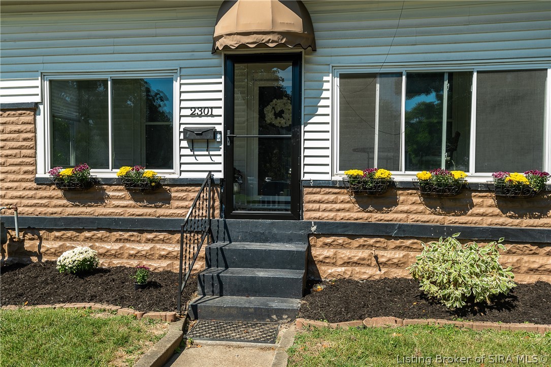 2301 Reno Avenue New Albany, IN 47150 - Photo 5 of 31 Gallery Image 5