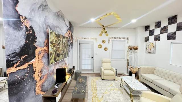 $449,900 | 1743 South Meridian Street, Indianapolis, IN 46225