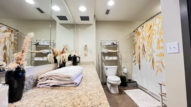 $449,900 | 1743 South Meridian Street, Indianapolis, IN 46225