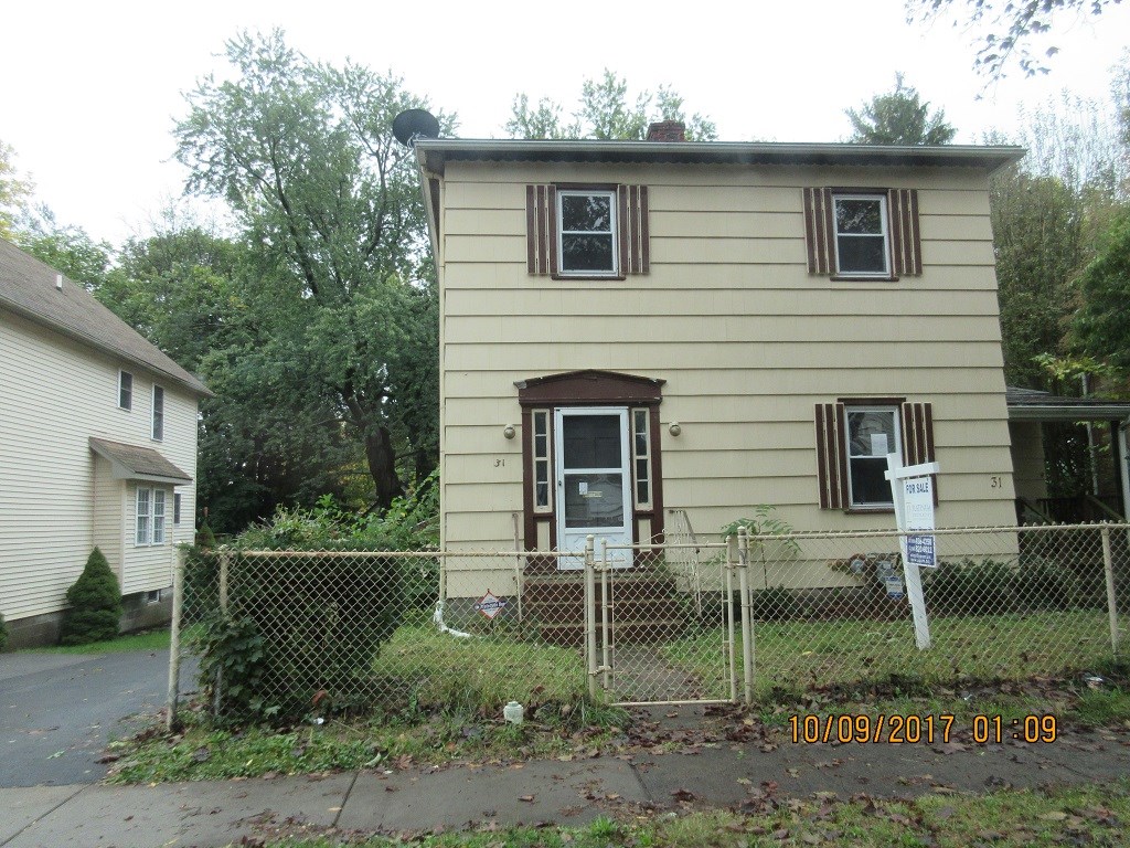 31 Flanders Street Rochester, NY 14619 - Photo 1 of 1