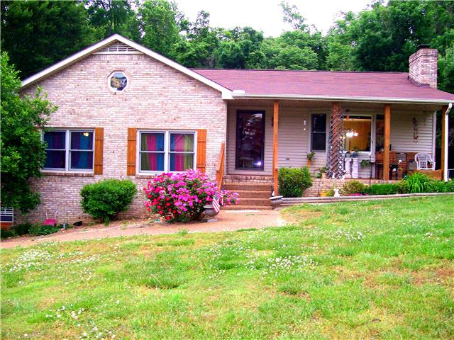Welcome to 219 Timberlake Dr. Springfield, TN  