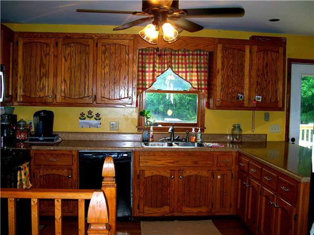 219 Timberlake Drive Springfield, TN 37172 - Photo 6 of 19 Kitchen