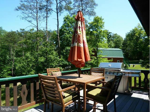 265 Riding Chapel Road Stephens City, VA 22655 - Photo 16 of 24 Deck