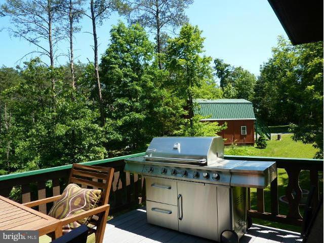 265 Riding Chapel Road Stephens City, VA 22655 - Photo 17 of 24 Deck