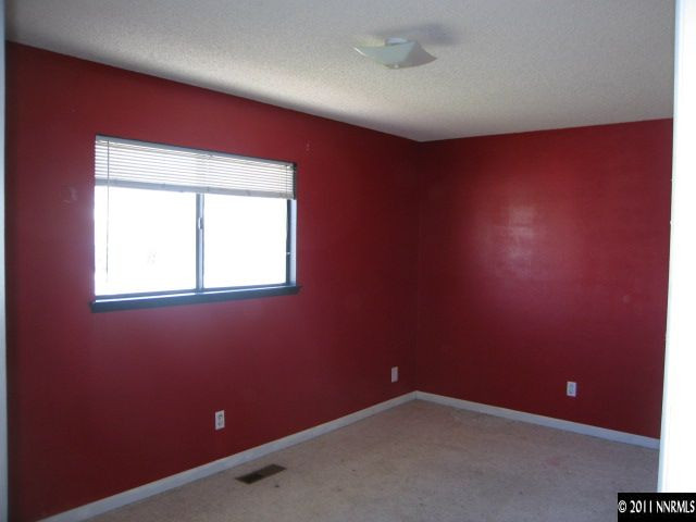 1010 Gary Lane Fallon, NV 89406 - Photo 11 of 13 Photo 11