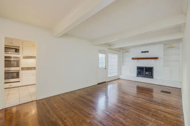 $379,000 | 4054 St Ann Circle, Memphis, TN 38117