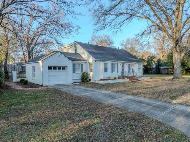 $379,000 | 4054 St Ann Circle, Memphis, TN 38117