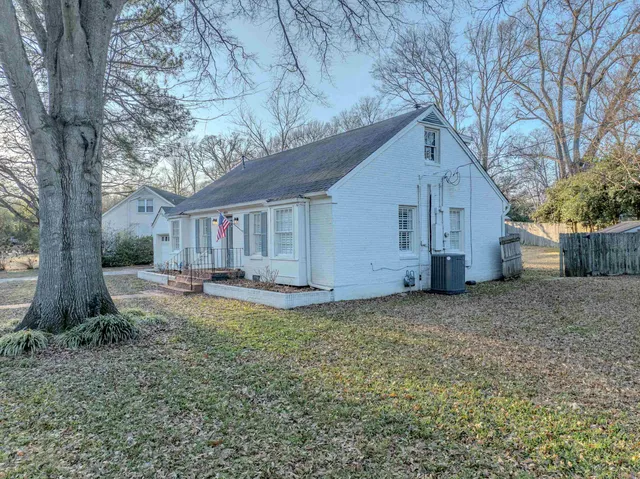 $379,000 | 4054 St Ann Circle, Memphis, TN 38117