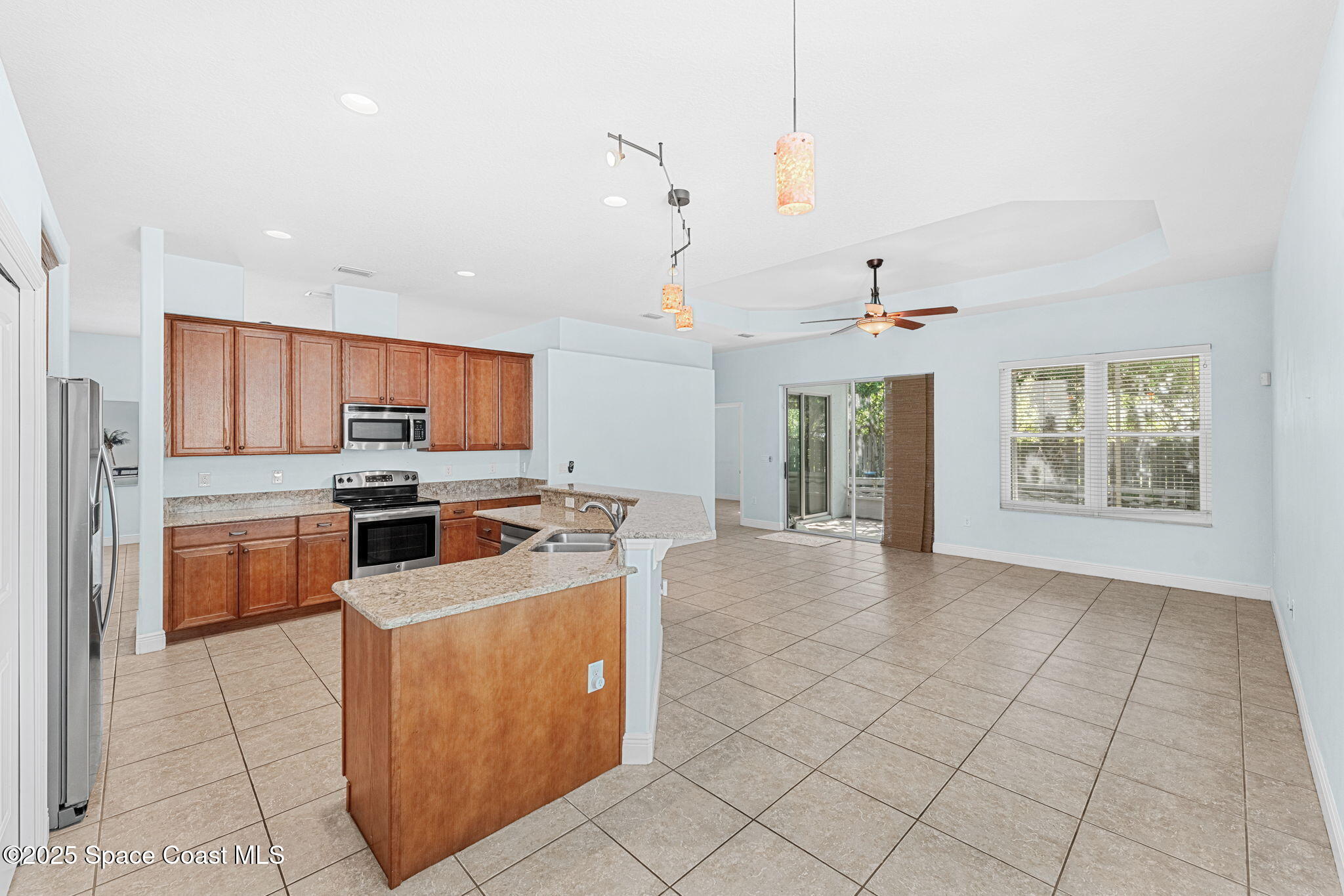 1121 South Orlando Avenue Cocoa Beach, FL 32931 - Photo 21 of 48 Kitchen