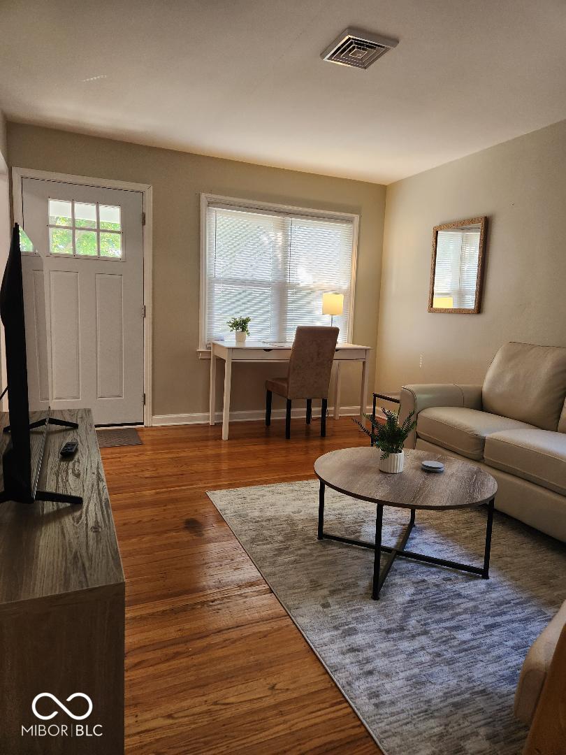 4243 Ralston Avenue Indianapolis, IN 46205 - Photo 8 of 43 Gallery Image 8