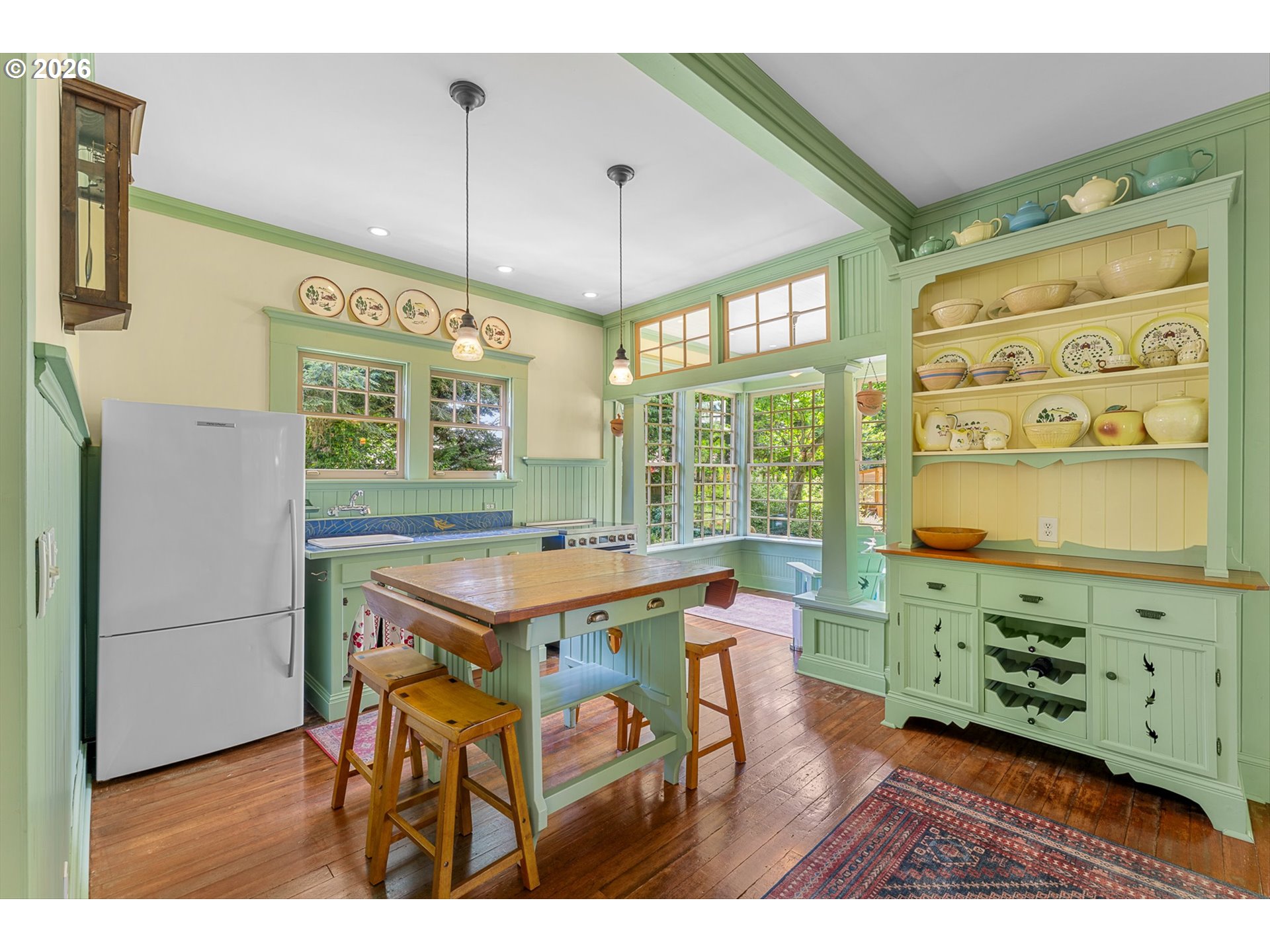 5006 Southeast Long Street Portland, OR 97206 - Photo 7 of 48