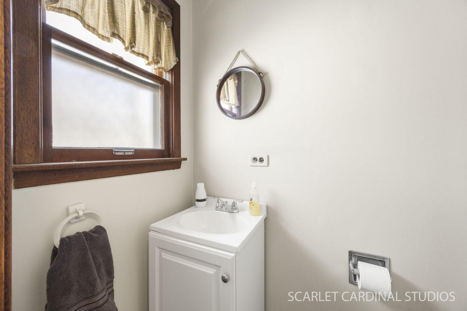 509 South Westmore-Meyers Road Lombard, IL 60148 - Photo 17 of 23 a bathroom with a sink and a vanity