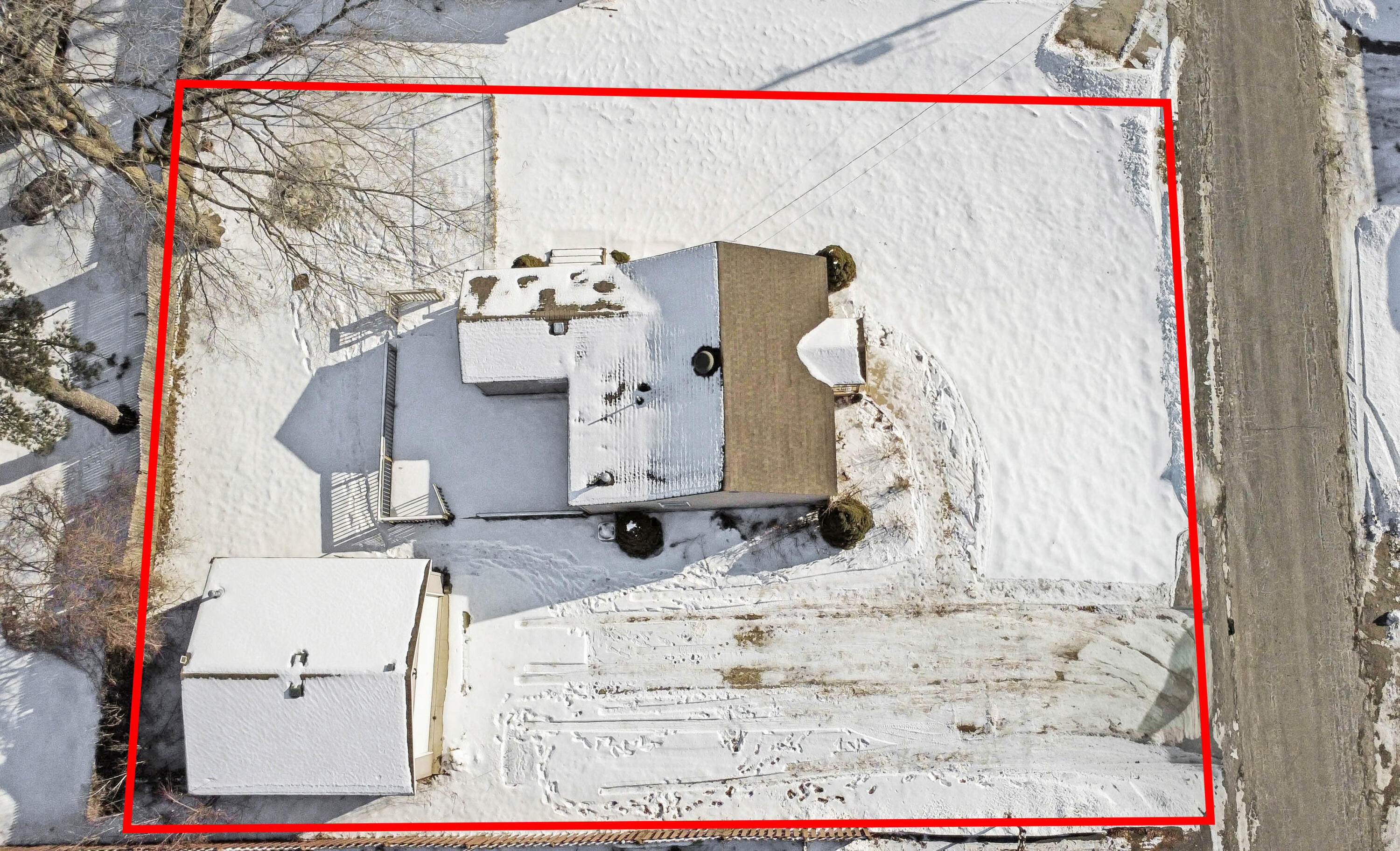 W1060 Golden Glow Road Bloomfield, WI 53128 - Photo 8 of 8 estimated lot lines