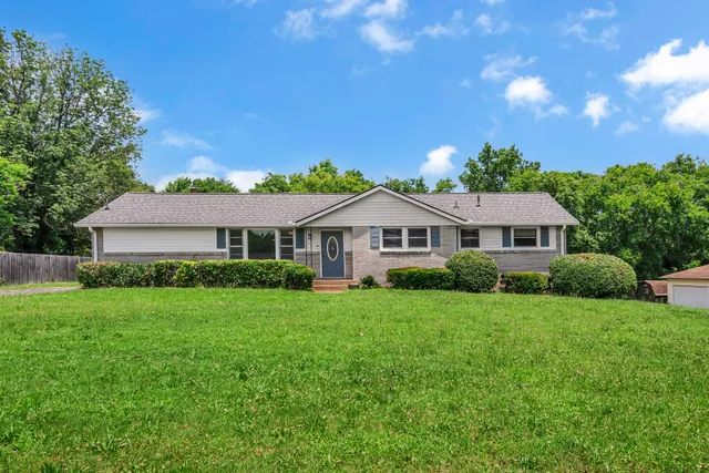 $449,900 | 909 Woods Lake Drive, Madison, TN 37115