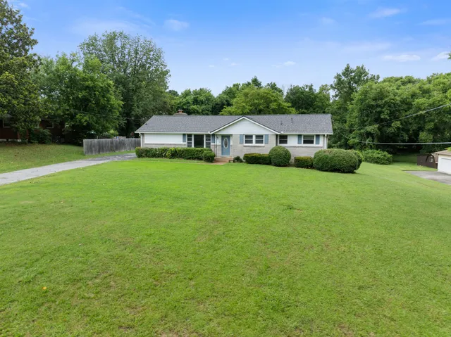 $449,900 | 909 Woods Lake Drive, Madison, TN 37115