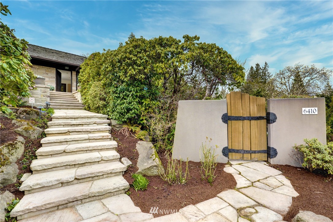 6410 Northeast Windermere Road Seattle, WA 98105 - Photo 3 of 40 a view of a pathway of house