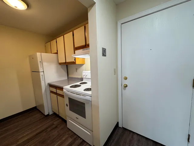 $1,628 | 155 Eastern Avenue, Unit 304, Manchester, NH 03104