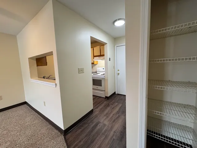 $1,628 | 155 Eastern Avenue, Unit 304, Manchester, NH 03104