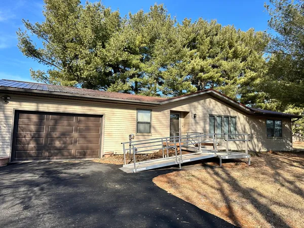 $167,500 | 6753 Ellis Road, Erie, IL 61250