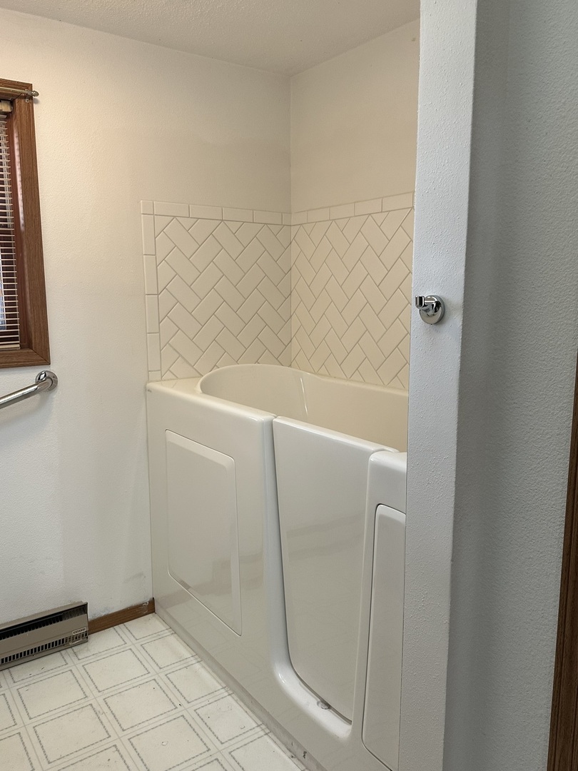 6753 Ellis Road Erie, IL 61250 - Photo 16 of 28