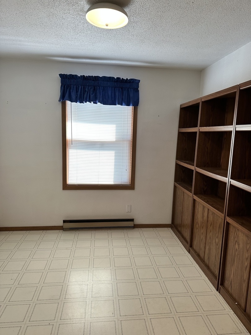 6753 Ellis Road Erie, IL 61250 - Photo 8 of 28